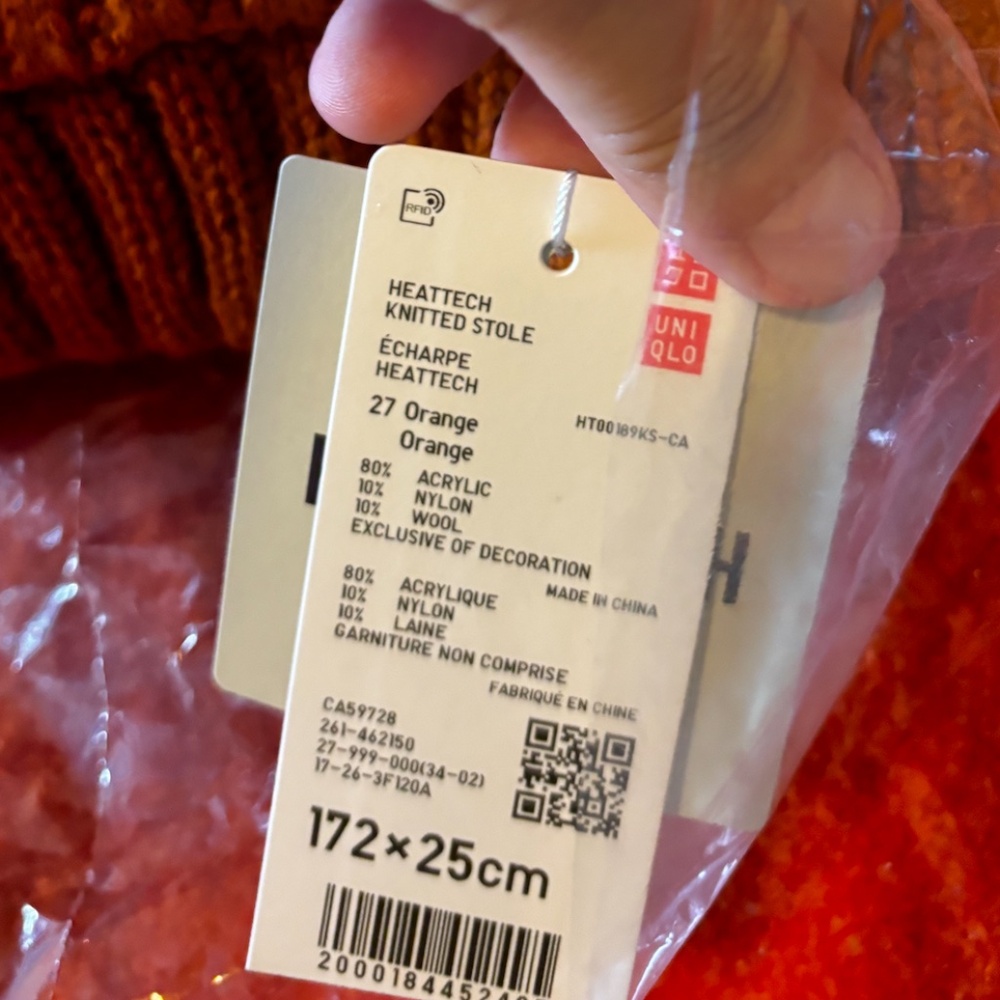 Anya Hindmarch Uniqlo collab orange touch of wool heattech knitted stole NWT - Picture 6 of 8